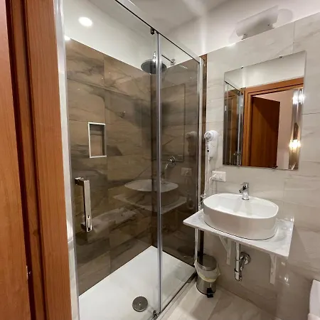 Oda ve Kahvaltı B&B Centrale 4*